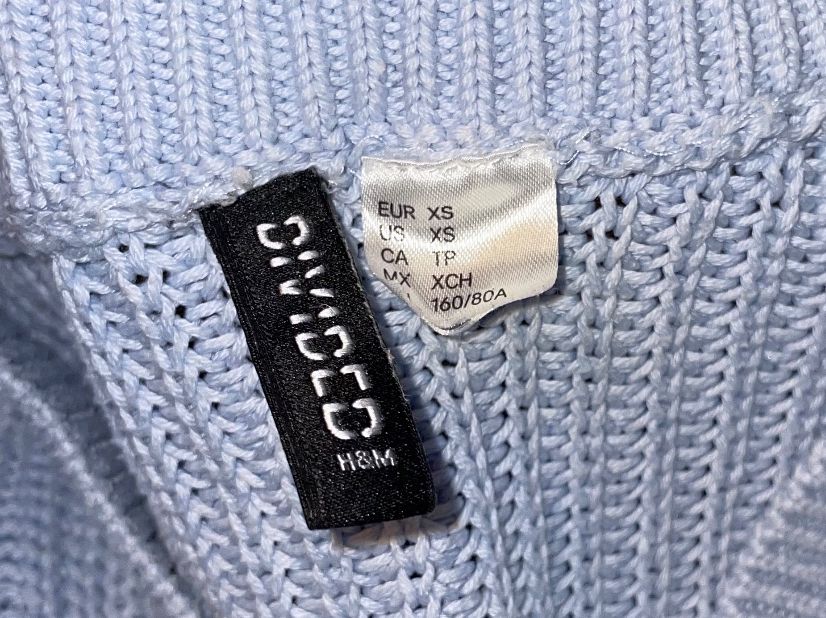 H&M Maglioni & Felpe: Süsser Strickpullover/ -jäckchen blau, xs – Nuovo (secondo la descrizione) da Liestal venduto da ela_2g9s 2