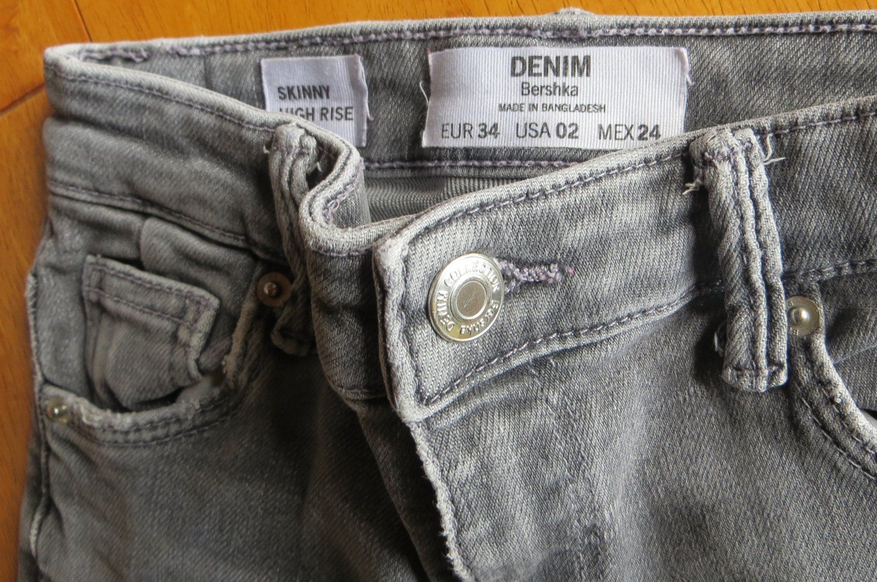 Kleiderpakete: Lot 34 S Bershka H&M Mango – Gebraucht aus Athenaz (Avusy) von Kurtzuegg 6