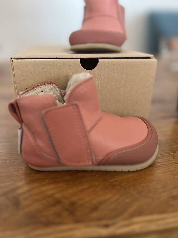 Schuhe für Jungen: Chaussures minimalistes enfant  – Gebraucht aus Lausanne von beatriz_g 1