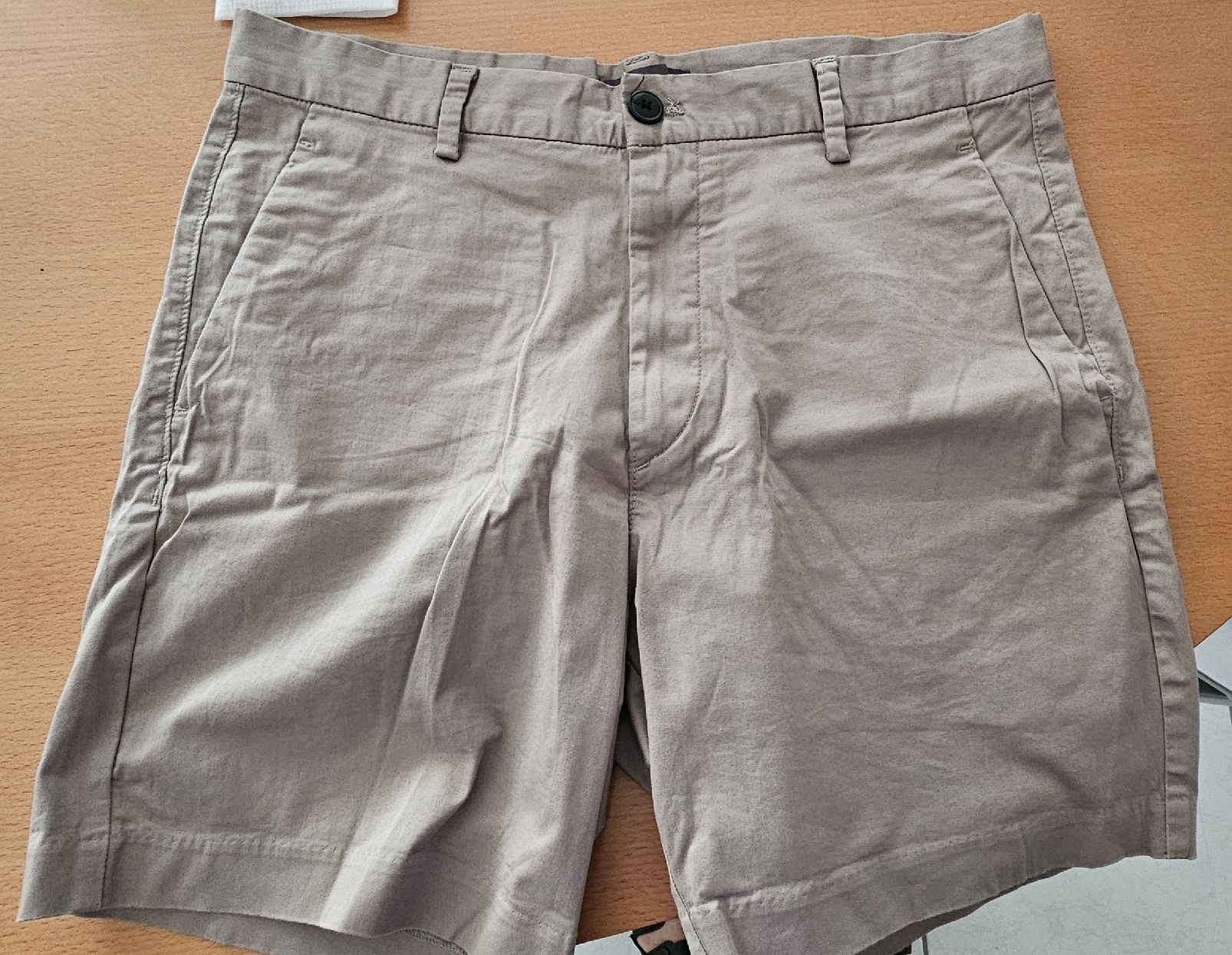 Pantaloni: Shorts gr. S – Nuovo (secondo la descrizione) da Wohlen AG venduto da france19m