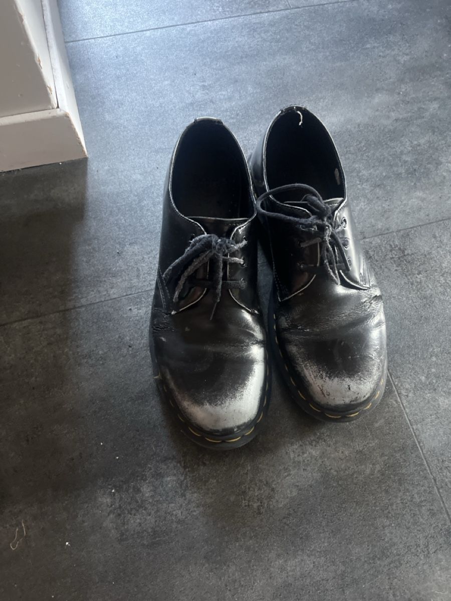 Dr. Martens Herrenschuhe: Dr. Martens – Defekt aus Bern von mae_f8hq