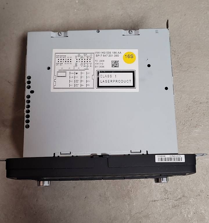 CD: Original VW Golf VI Radio CD Player – Usato da Küssnacht am Rigi venduto da Chalet37 3