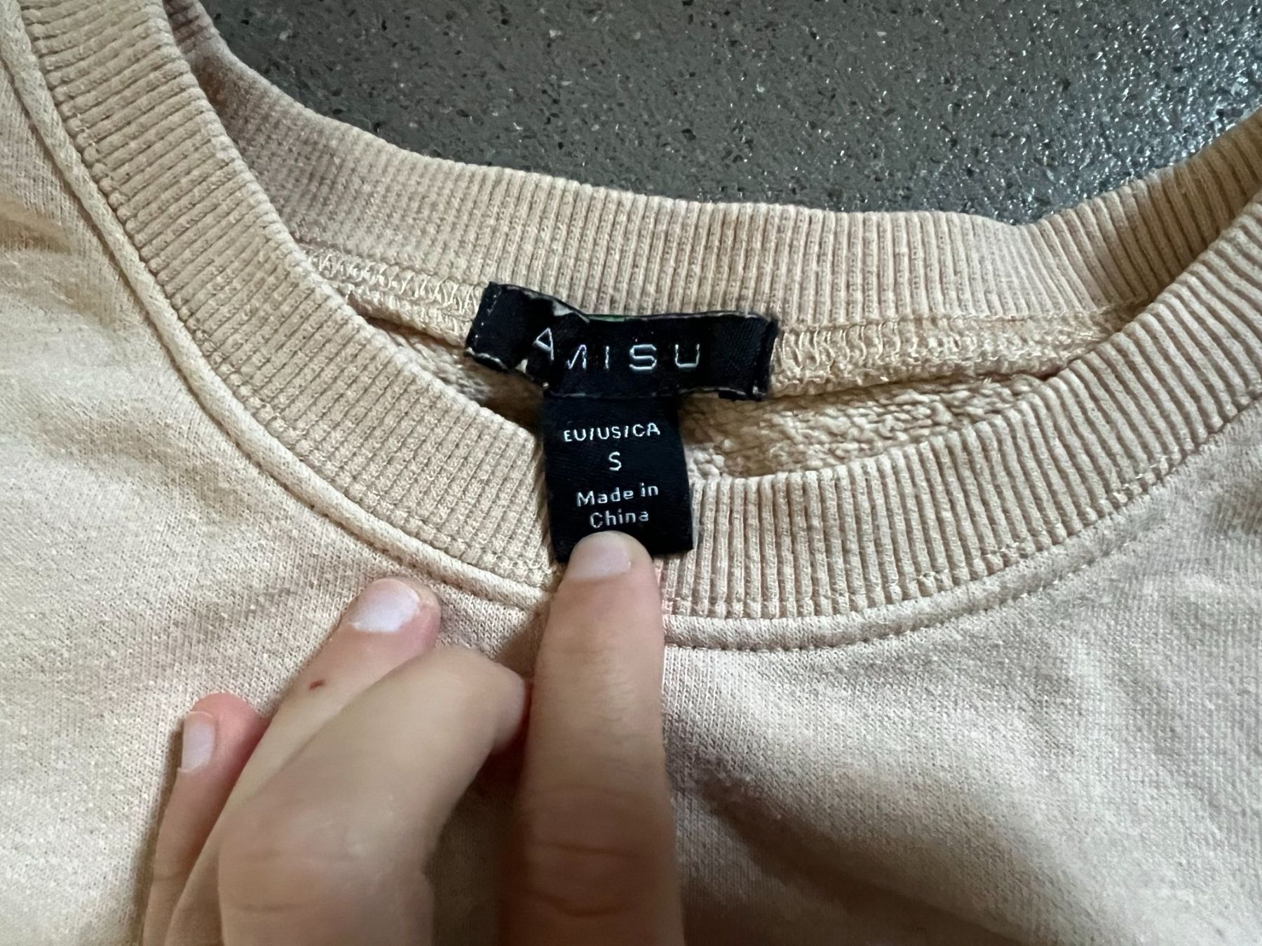 Pulls & Sweat-shirts: Pullover beige Schriftzug Simple Things Grösse S – D'occasion à Märstetten par Twikech 2