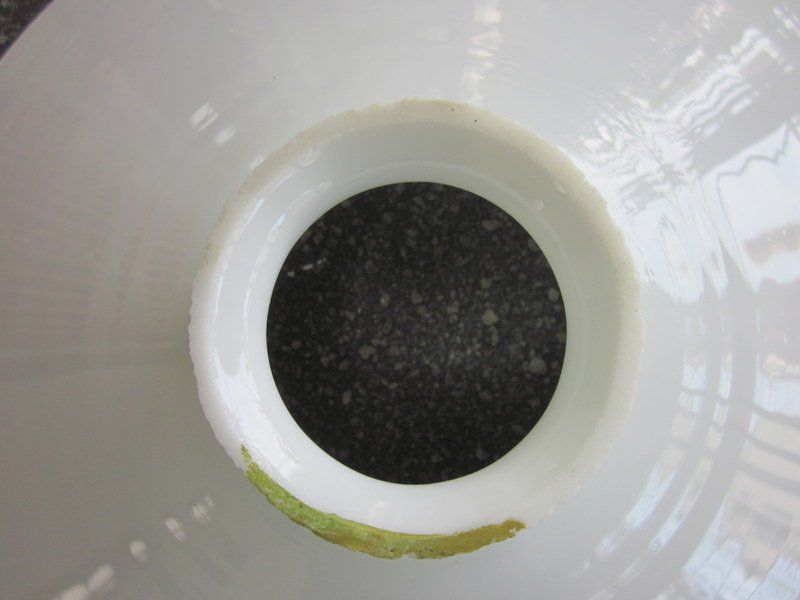 Paralumi: Alter Schlichter Lampenschirm aus Glas weiss – Usato da Bischofszell venduto da raika 6
