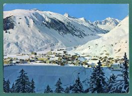 Sedrun, gegen das Val Strem mit Chrüzlistock, gelaufen
