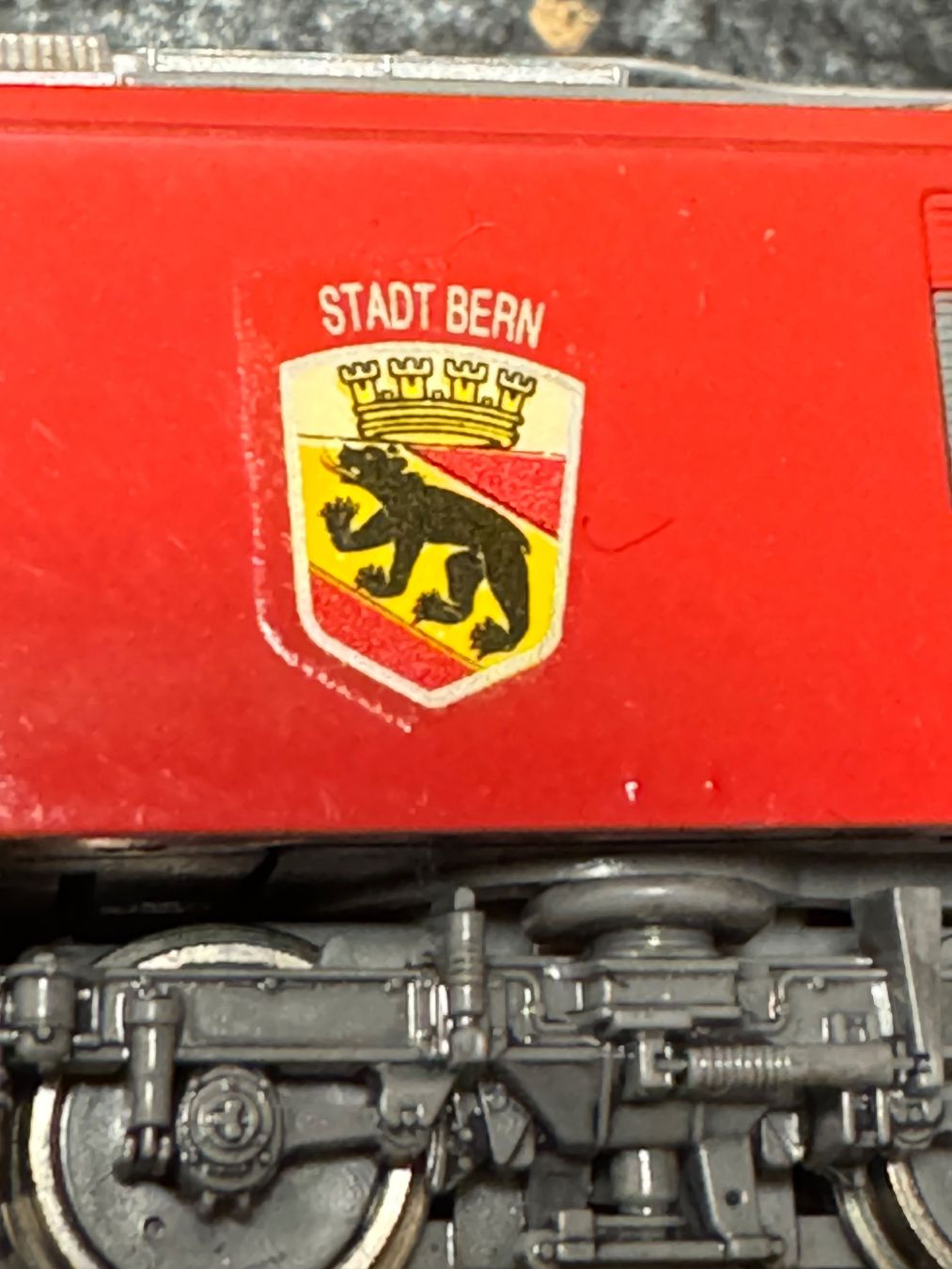 Modellini di ferrovie: Tomix Elektrolok EH500 ,  Version mit Bern Wappen – Usato da Kaiseraugst venduto da winnetou04 8