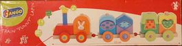 Holzspielzeug: bunter Eisenbahnzug „lustiger Hase“ von Janod
