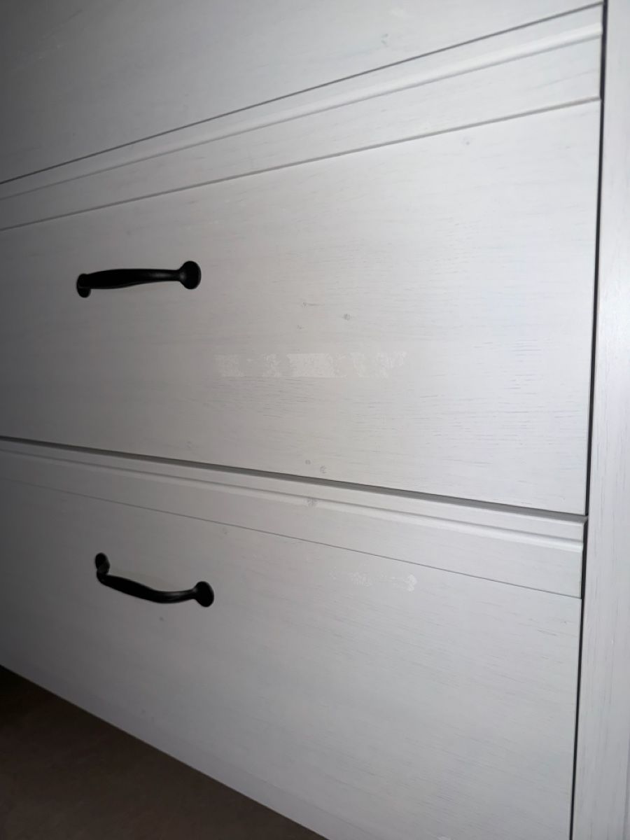 Cassettiere: IKEA Kommode mit 4 Schubladen – Usato da Fehraltorf venduto da milady 4