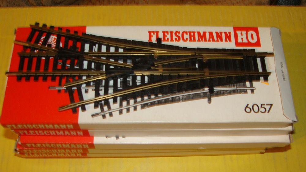 SY0613) Fleischmann 87 4904 H0 DC Güterwagen-Set zu 4904 Jubiläumszug