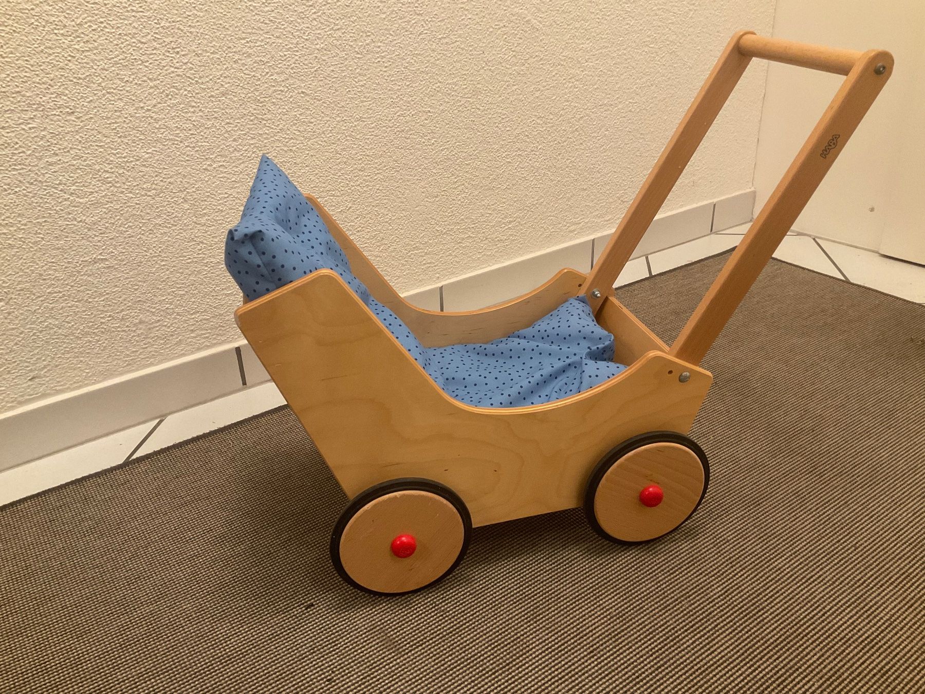 Puppenwagen aus Holz (Gebraucht) in Meggen fr CHF 12  nur Abholung auf  Ricardo kaufen