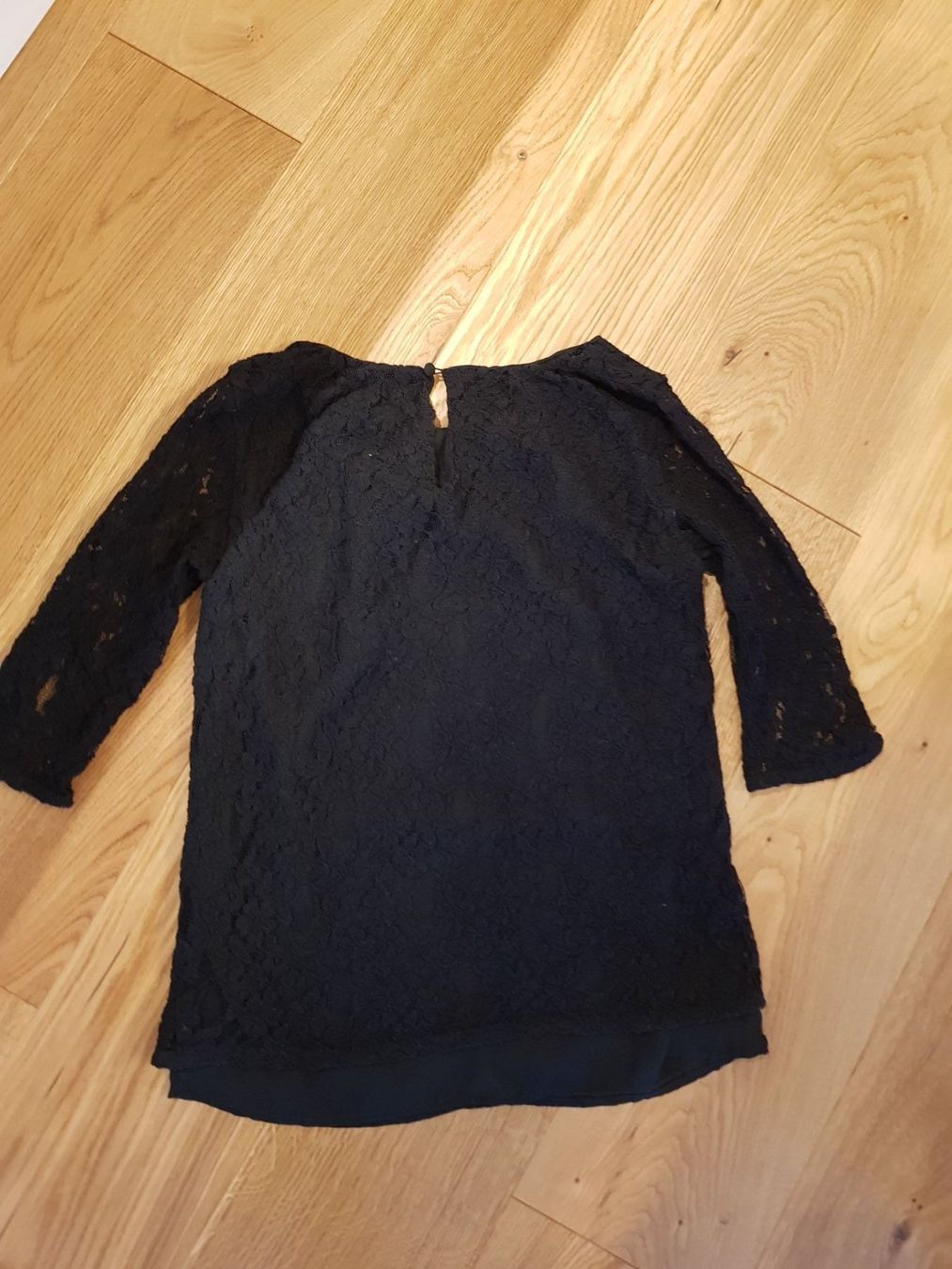 Mango Top: Top aus Spitze von Mango – Usato da Eschenbach SG venduto da SanFranciscoCalifornia 1