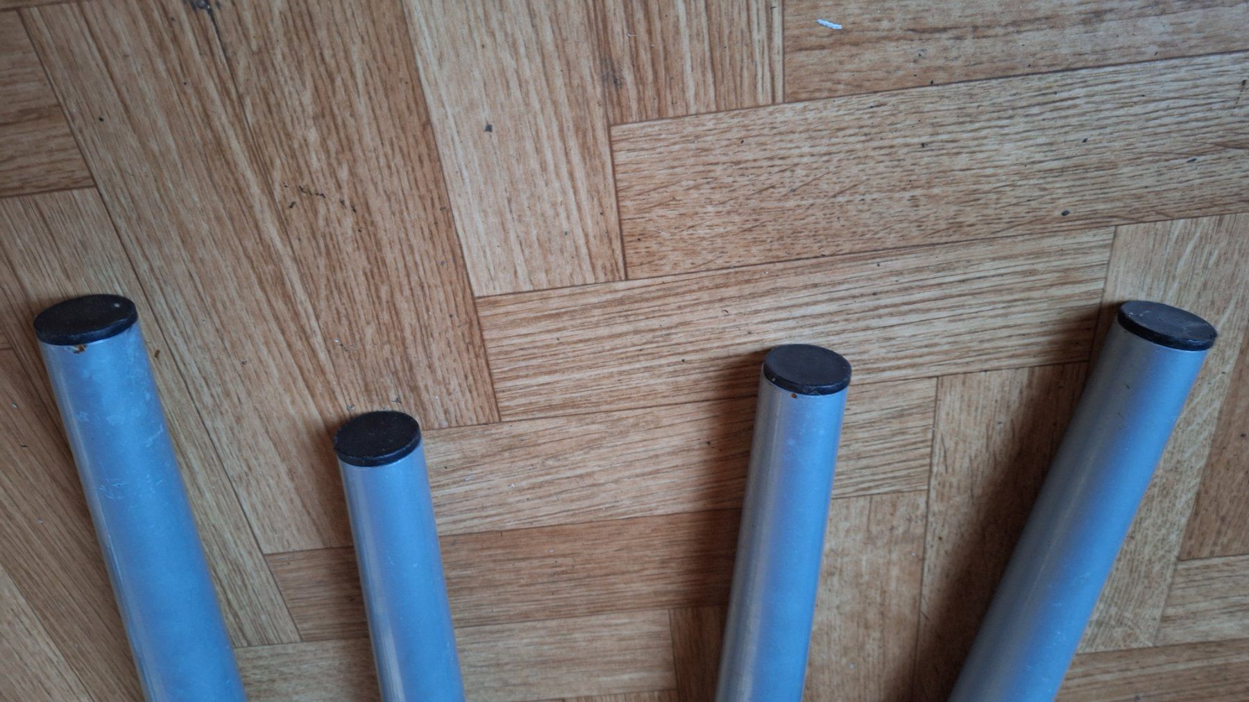 Ikea Altri mobili: 4 Metall-Beine  ADILS IKEA , 70cm – Usato da Dornach venduto da majo8689 2