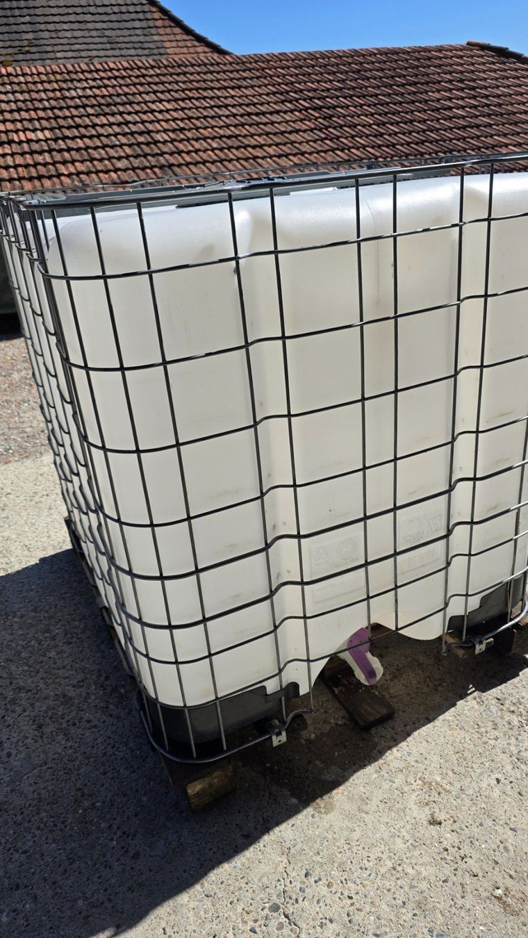 Sonstiges Fahrzeugzubehör: Container 1000L IBC mit Gitterkorb Zustand gebraucht – Gebraucht aus Uesslingen von Jomot0 3