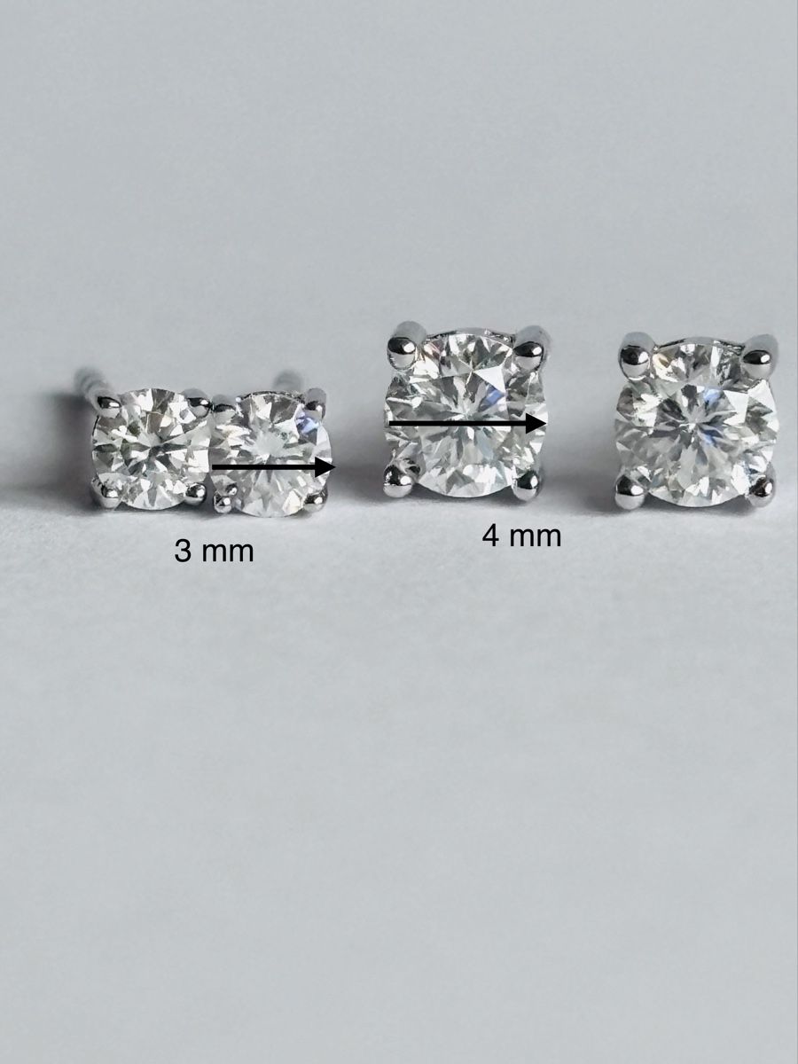 Orecchini pendenti & Orecchini a lobo: Moissanite Classic Earring studs. 4 mm stone size. – Nuovo (secondo la descrizione) da Dübendorf venduto da S1973E 6
