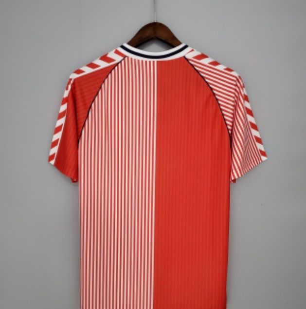 Hummel Canottiere & Pantaloni: Trikot Dänemark, WM 1986,  Grösse L – Nuovo e nell'imballaggio originale da Dällikon venduto da robisport 2