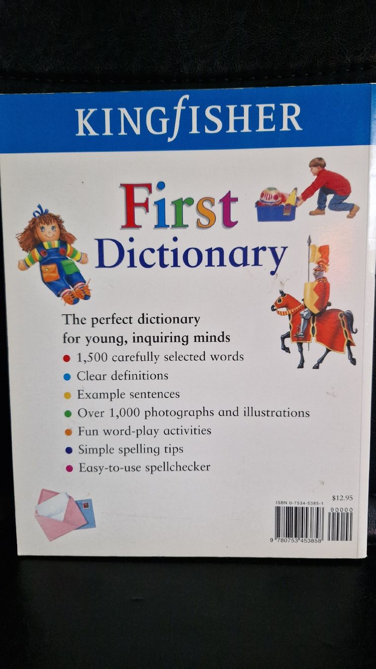 Libri: Kingfisher First Dictionary - Illustriertes Wörterbuch Kinde – Usato da Wauwil venduto da oeh_5zcb 1