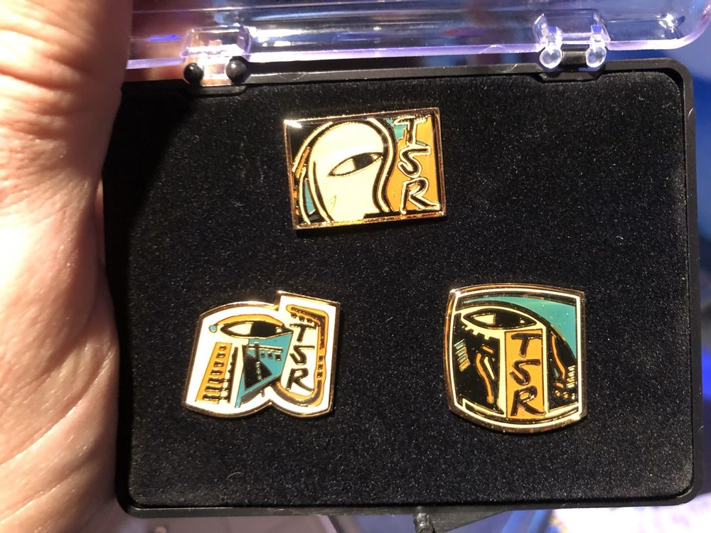Pin’s rts tsr (Neu und originalverpackt) in Coppet für CHF 8 – mit ...