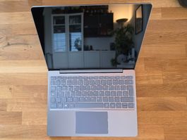 Microsoft Surface Laptop Go 3 in Eisblau 16GB RAM 512GB SSD
