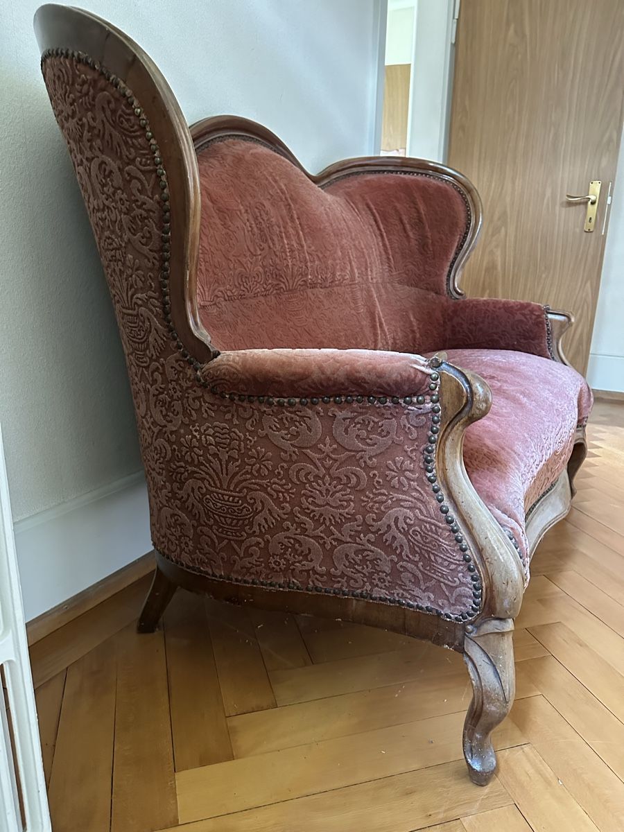 Sofas: Antikes Sofa, bordeauxrot, (defekt) – Défectueux à Winterthur par Philipponthenet83 4
