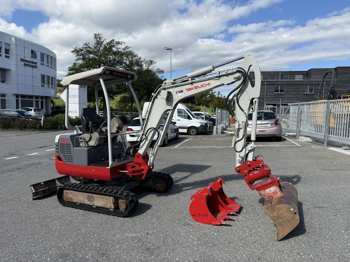 Takeuchi Bagger: Bagger Takeuchi TB 219 – Gebraucht aus Sempach Station von Gosler86 1
