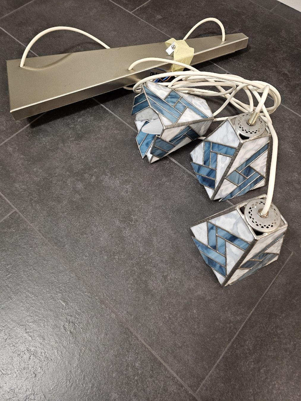 Kronleuchter & Deckenlampen: Hängeleuchte Glas mosaik 3er Set gebraucht – Gebraucht aus Stans von inf_ycy5 2