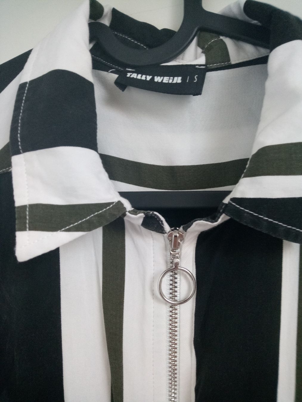 Tally Weijl Robes: Kleid gestreift Tally Weijl Grösse S  – D'occasion à Volketswil par Car1 2