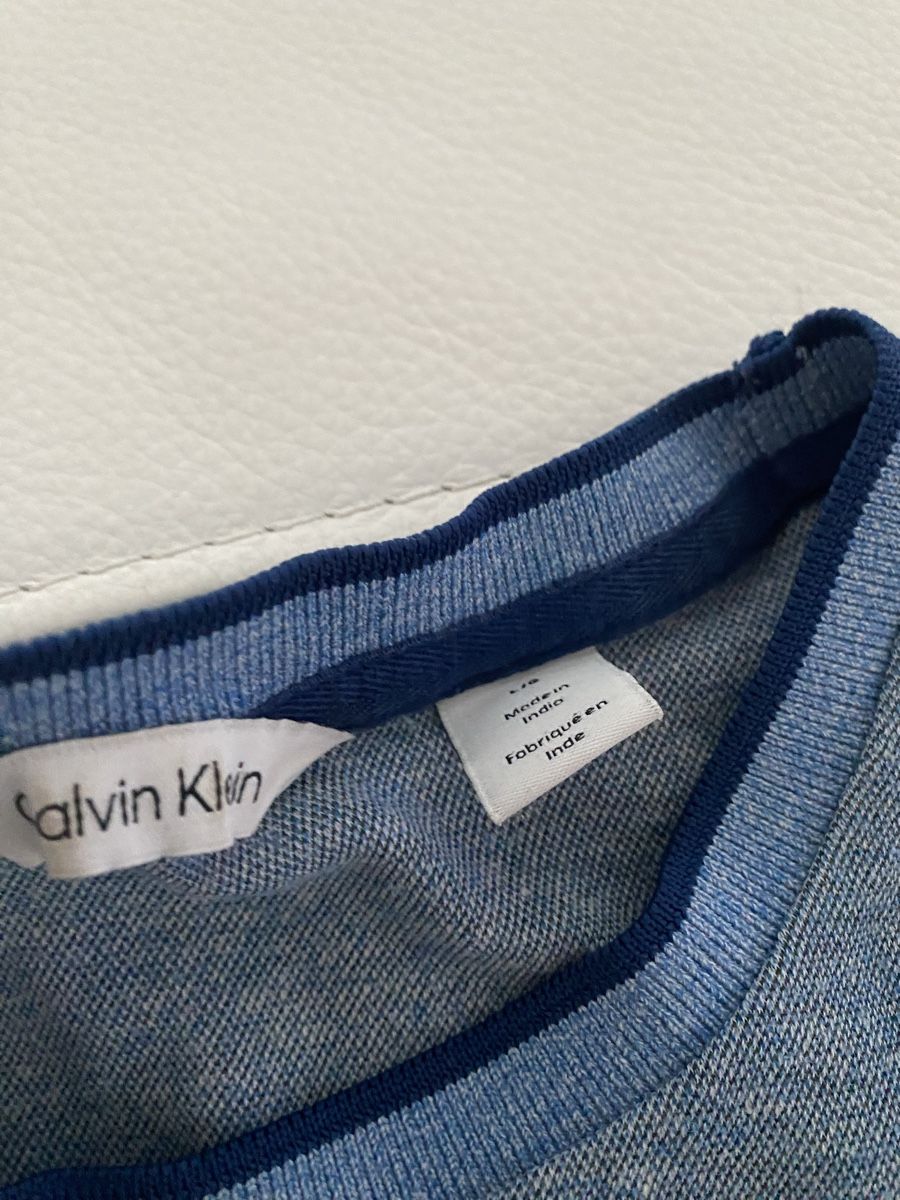 Calvin Klein T-shirts: Calvin Klein Tshirt – D'occasion à Opfikon par Luis144 4