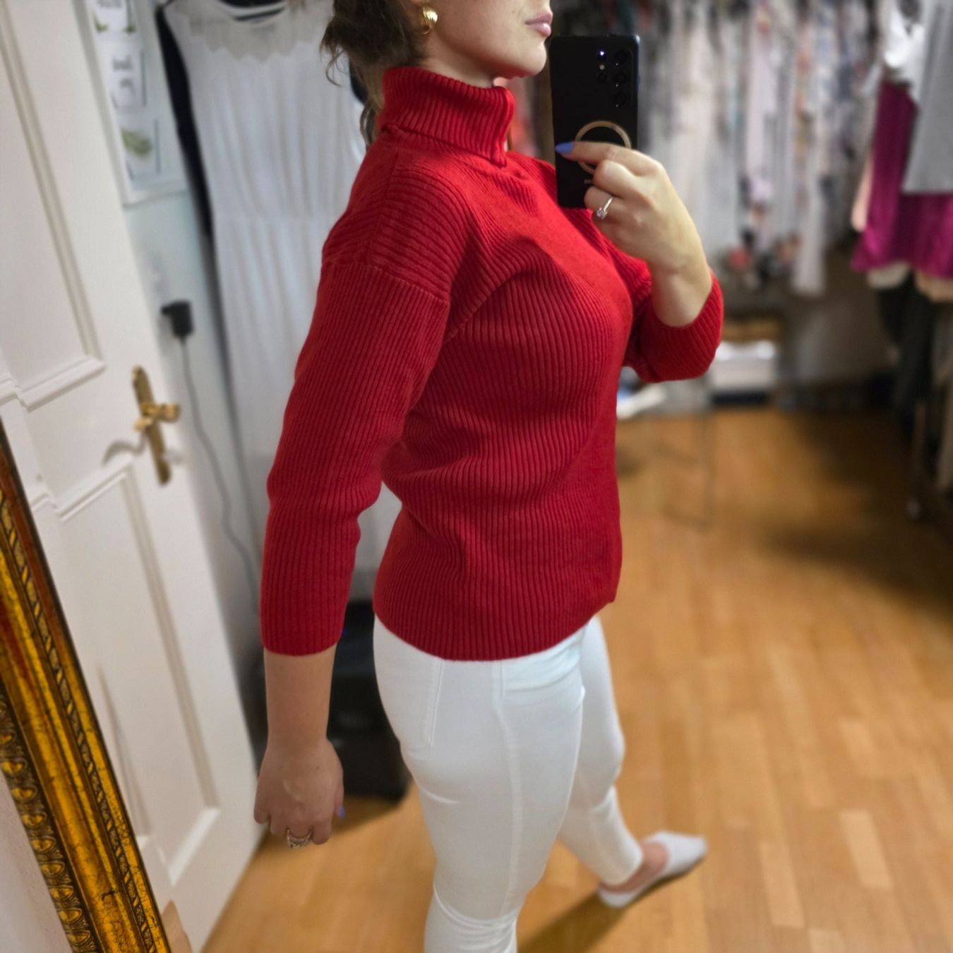 Pulls & Sweat-shirts: Roter Merino-Pullover mit Zipper-Rollkragen M – D'occasion à Wald ZH par CapLux 6