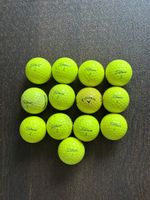 Golfbälle Titleist und Callaway gelb 13 Stück gebraucht.