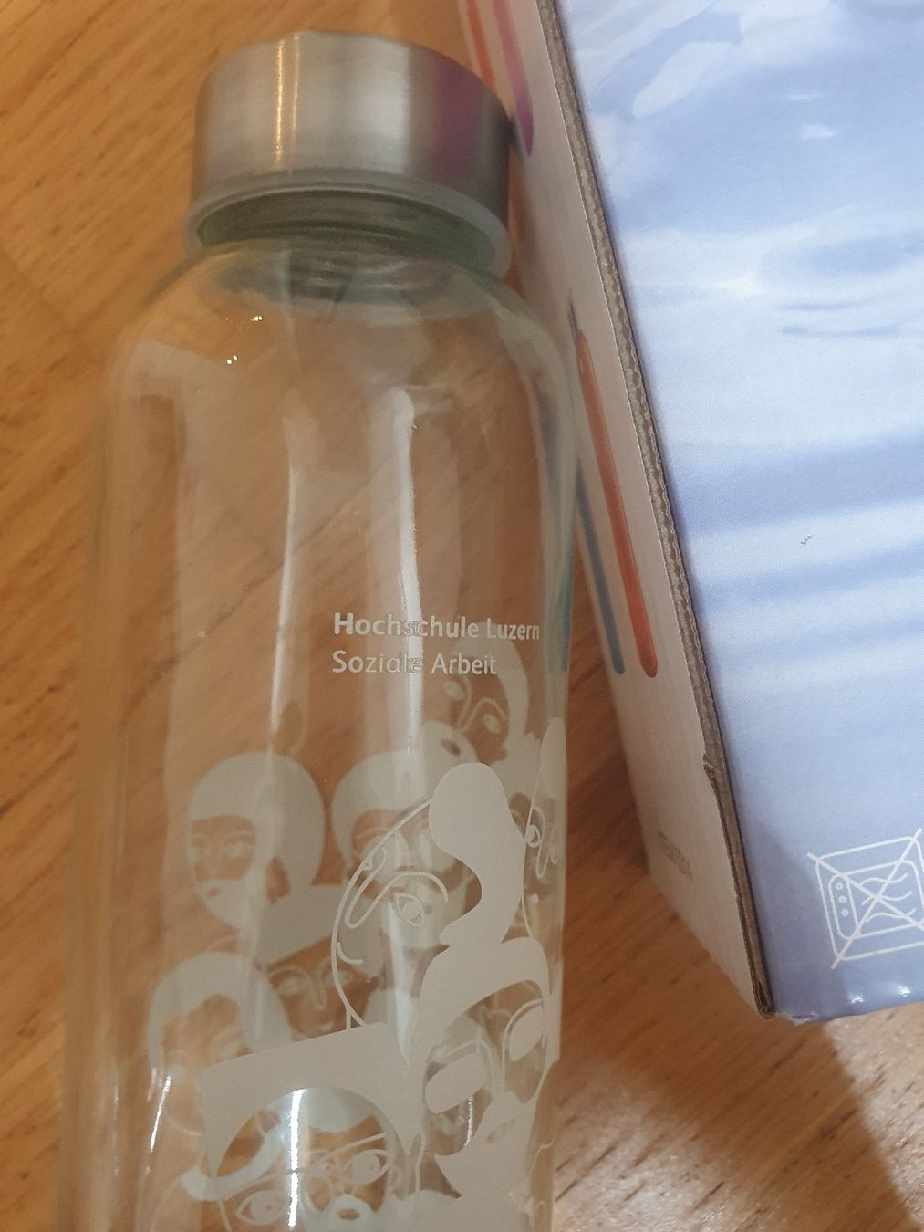 Borracce & Thermos:  Glasflasche 500ml – Nuovo e nell'imballaggio originale da Moosseedorf venduto da Sonnenschein.. 1