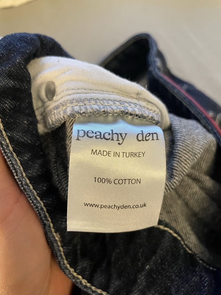 Jeans: Dunkle straight Jeans Peachy Den – Usato da Zürich venduto da pau_kbr6 5