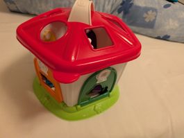 Form-Sortier-Haus Chicco mit Schlüsseln