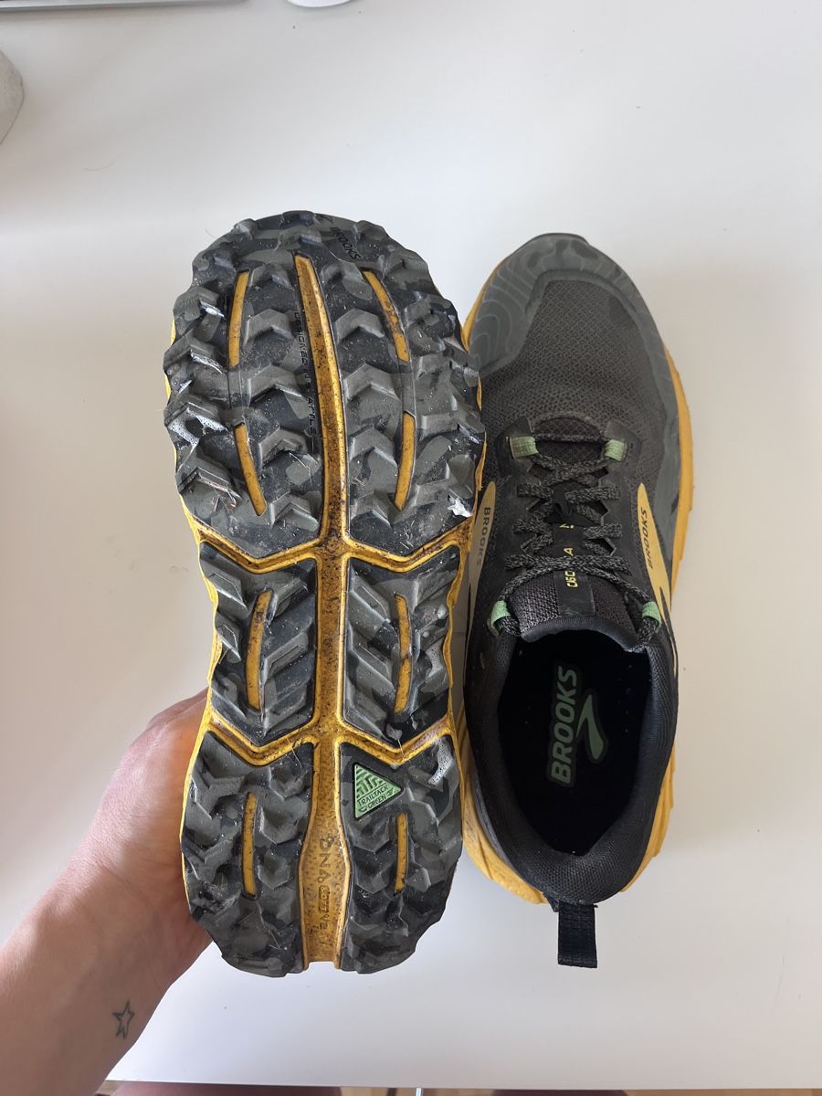 Brooks Herrenschuhe: Brooks Cascadia Trailrunningschuh – Neu (gemäss Beschreibung) aus Luzern von hir_clx2 2