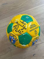 Pelé - handsignierter Ball - des Weltfussballers