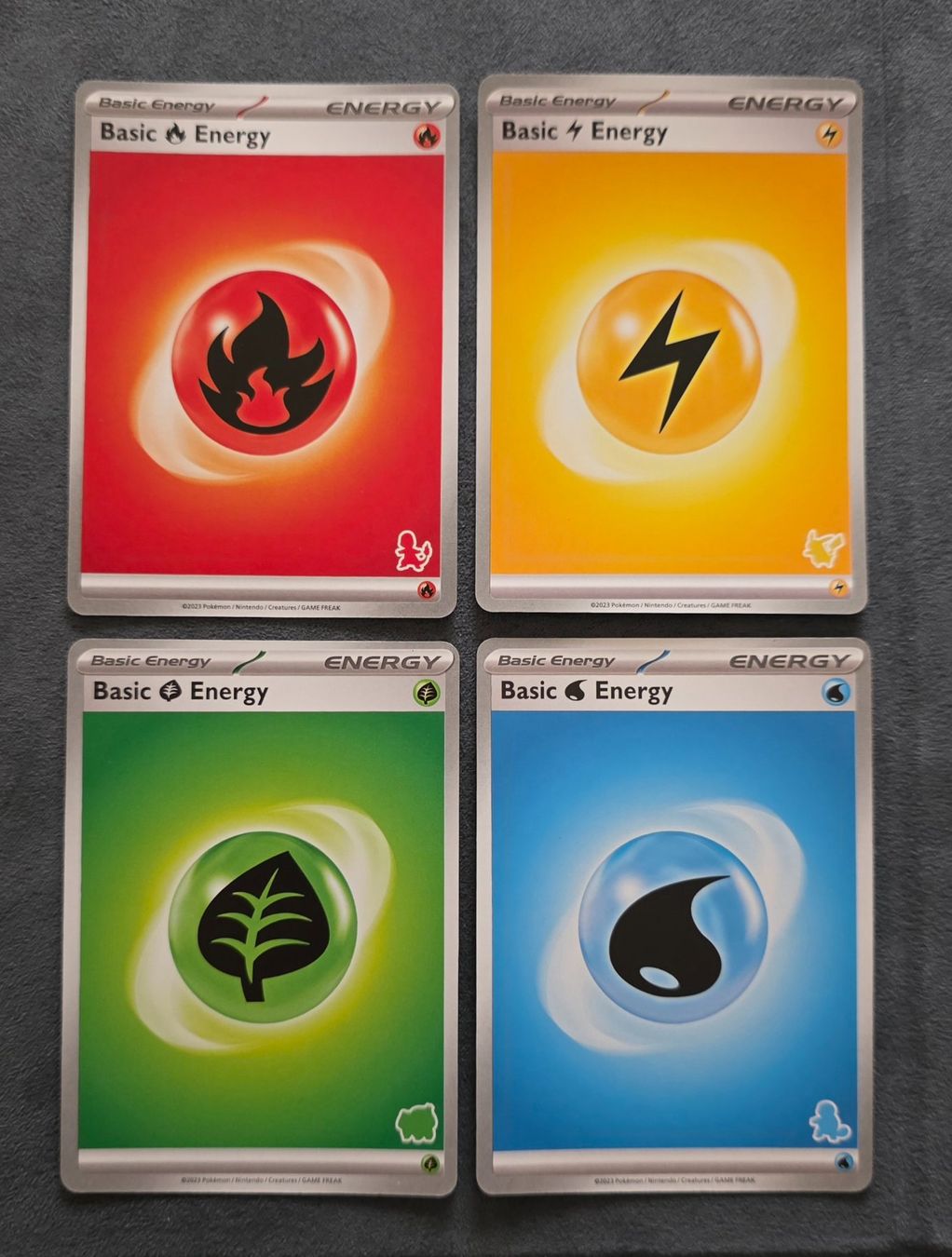 Pokémon Carte collezionabili: Pokémon My First Battle Basic Energy - stamp 🇬🇧 – Nuovo (secondo la descrizione) da Roggwil BE venduto da S_Cards