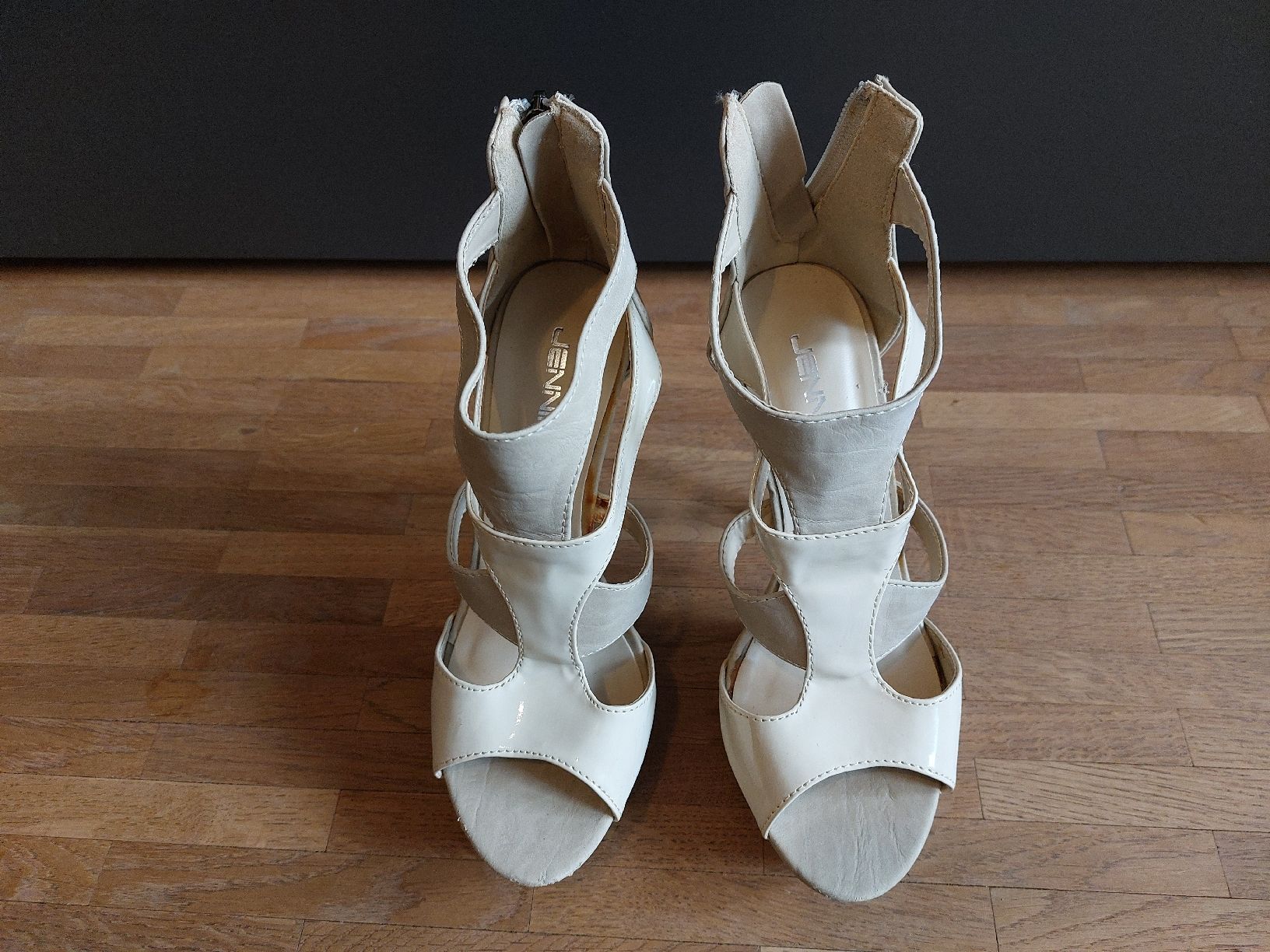 Scarpe da donna: High Heels Gr. 35 – Nuovo (secondo la descrizione) da Zürich venduto da Esmeralda86 1