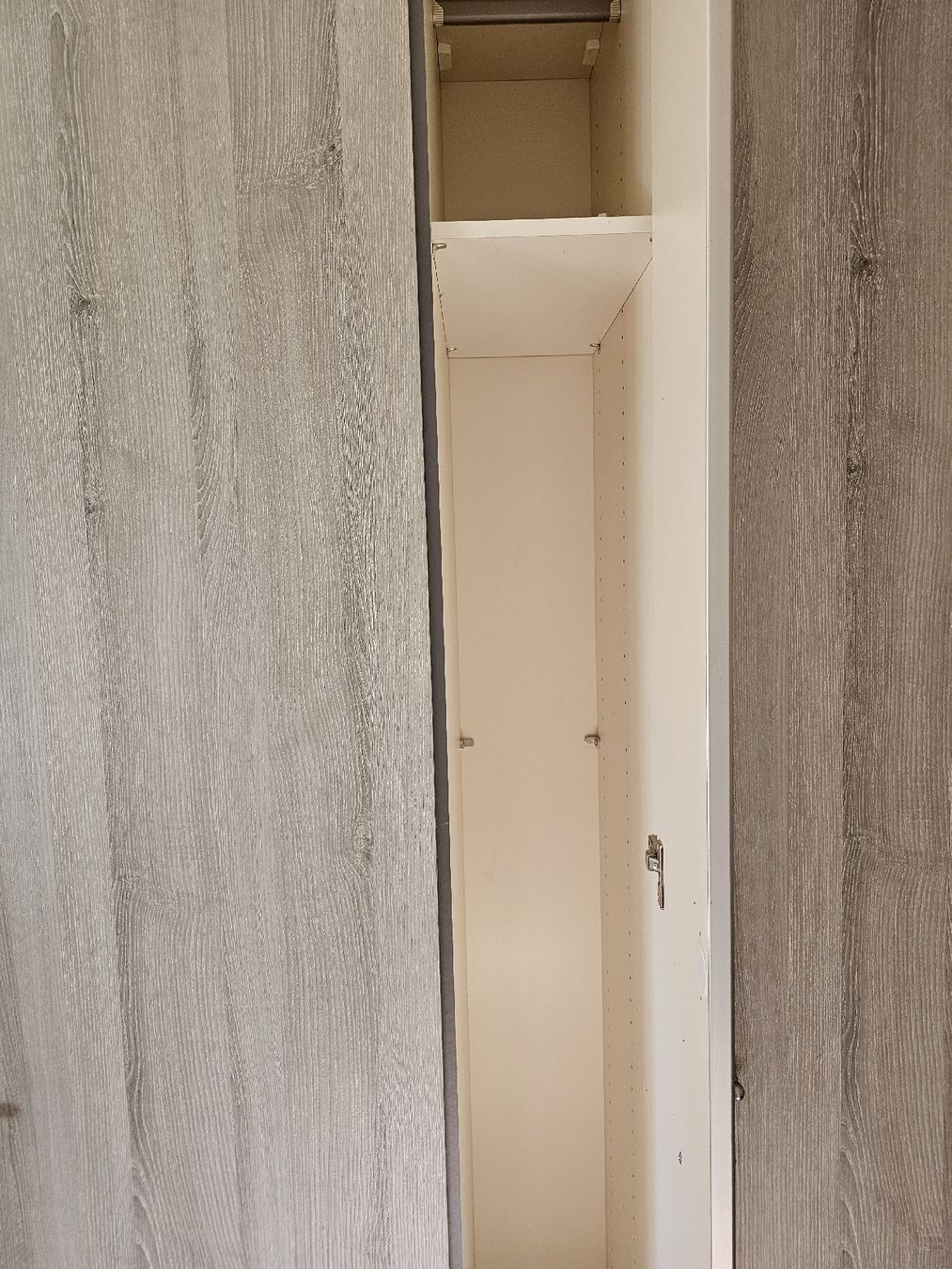 Schränke: armoire  – Gebraucht aus Bex von han_y7vw 2