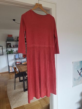 Rotes Strickkleid von S.Oliver Gr. 40