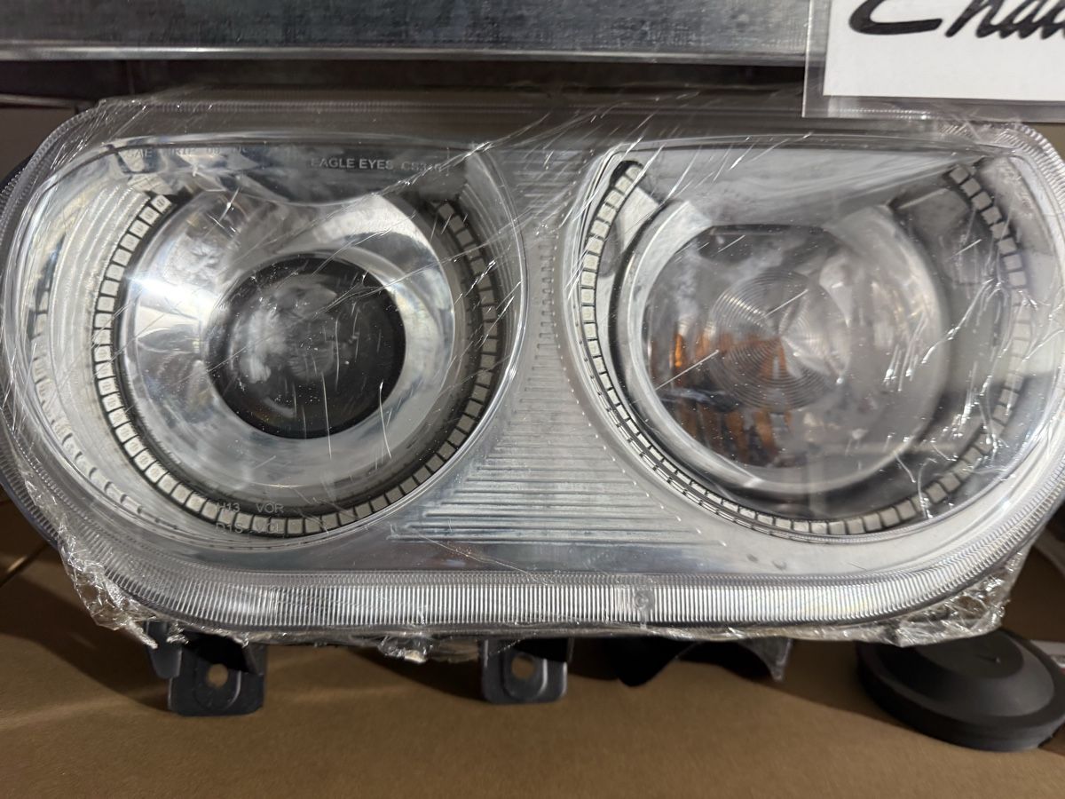 Fari: Scheinwerfer Dodge Challenger Eagle Eyes mit Oracle Lights – Usato da Spiez venduto da RS-inti 1