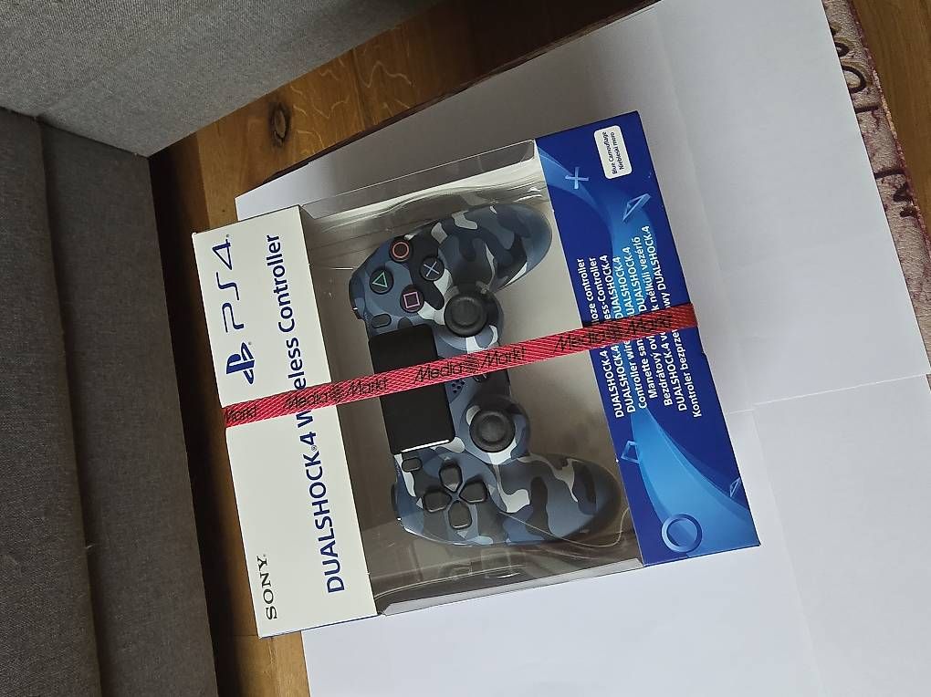 Controller: Sony DualShock 4  – Nuovo e nell'imballaggio originale da Buchs LU venduto da san_df8f 3
