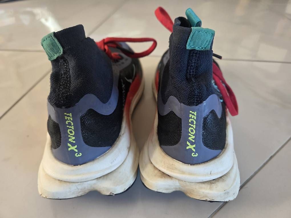 Damenschuhe: Hoka Tecton3 38 – Gebraucht aus Torricella von pao_m8rf