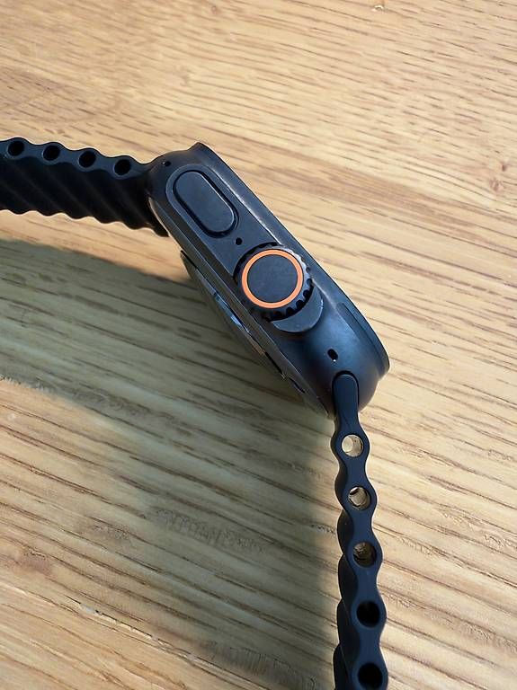 Apple Smartwatch: Apple Watch Ultra 3 schwarz – Gebraucht aus Windisch von Kenjins 3