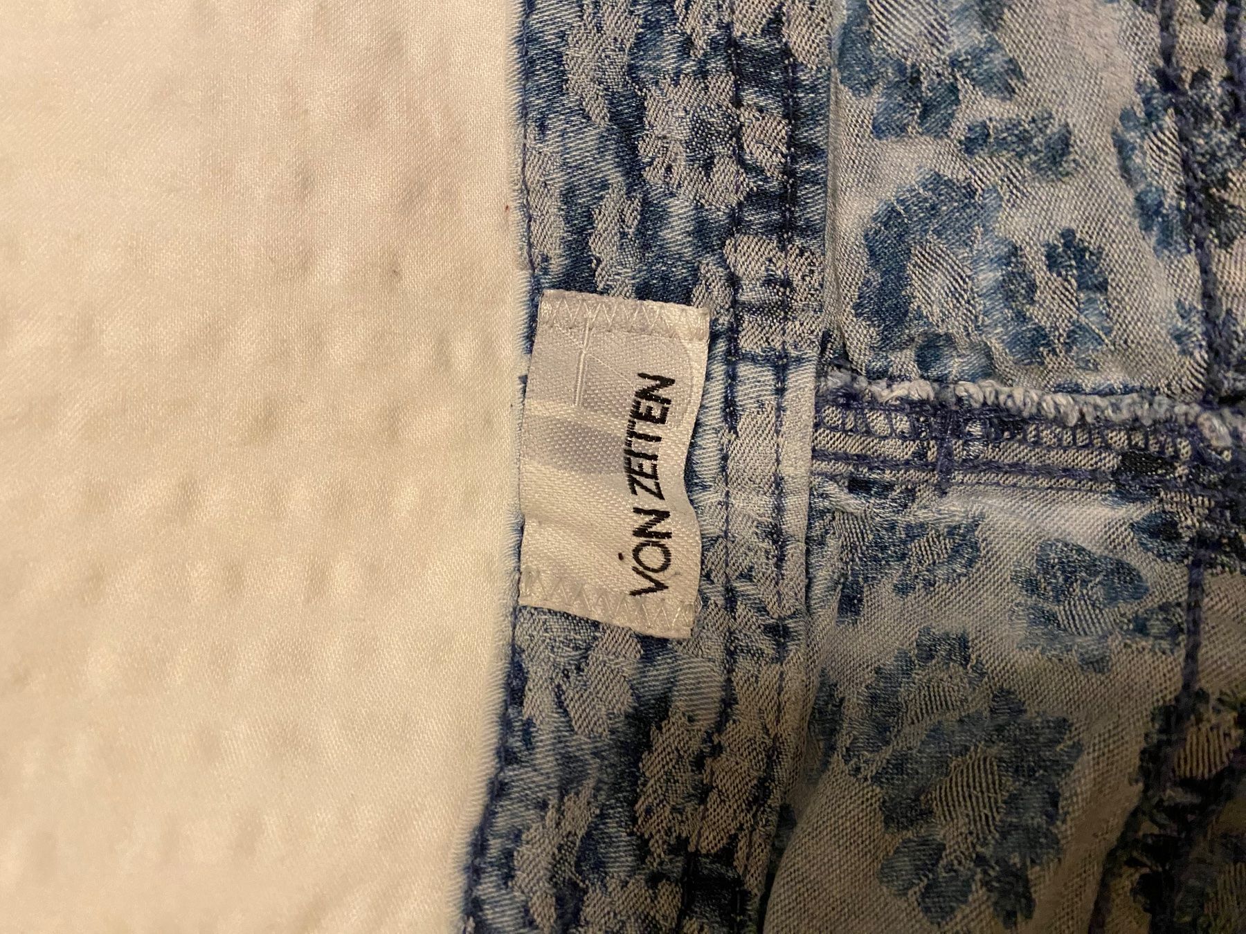 Jeans: Blaue Muster Jeans – Usato da Zürich venduto da yae56 1