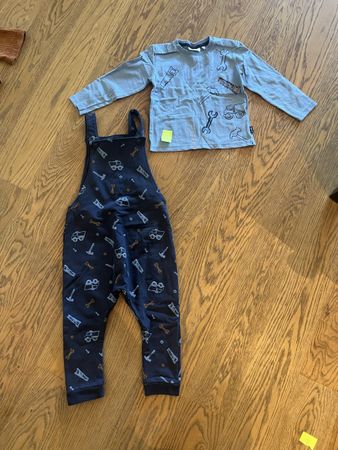 Neue Kinder Latzhose mit Oberteil Sanetta Grösse 92