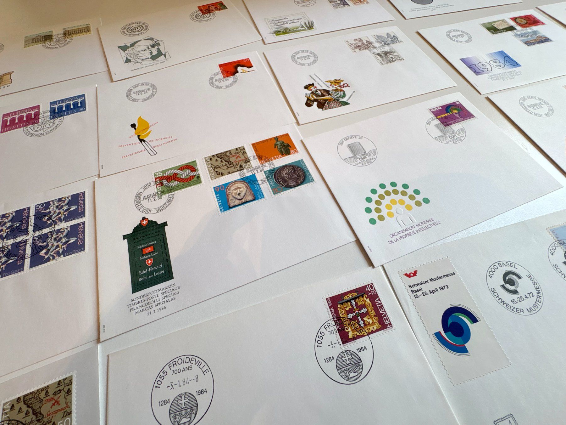 Tous les timbres: FDC LOT HELVETIA – D'occasion à Riva san vitale par abd_p86k 3