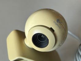 Logitech V-UAP41 861232-0000 Vintage QuickcaM