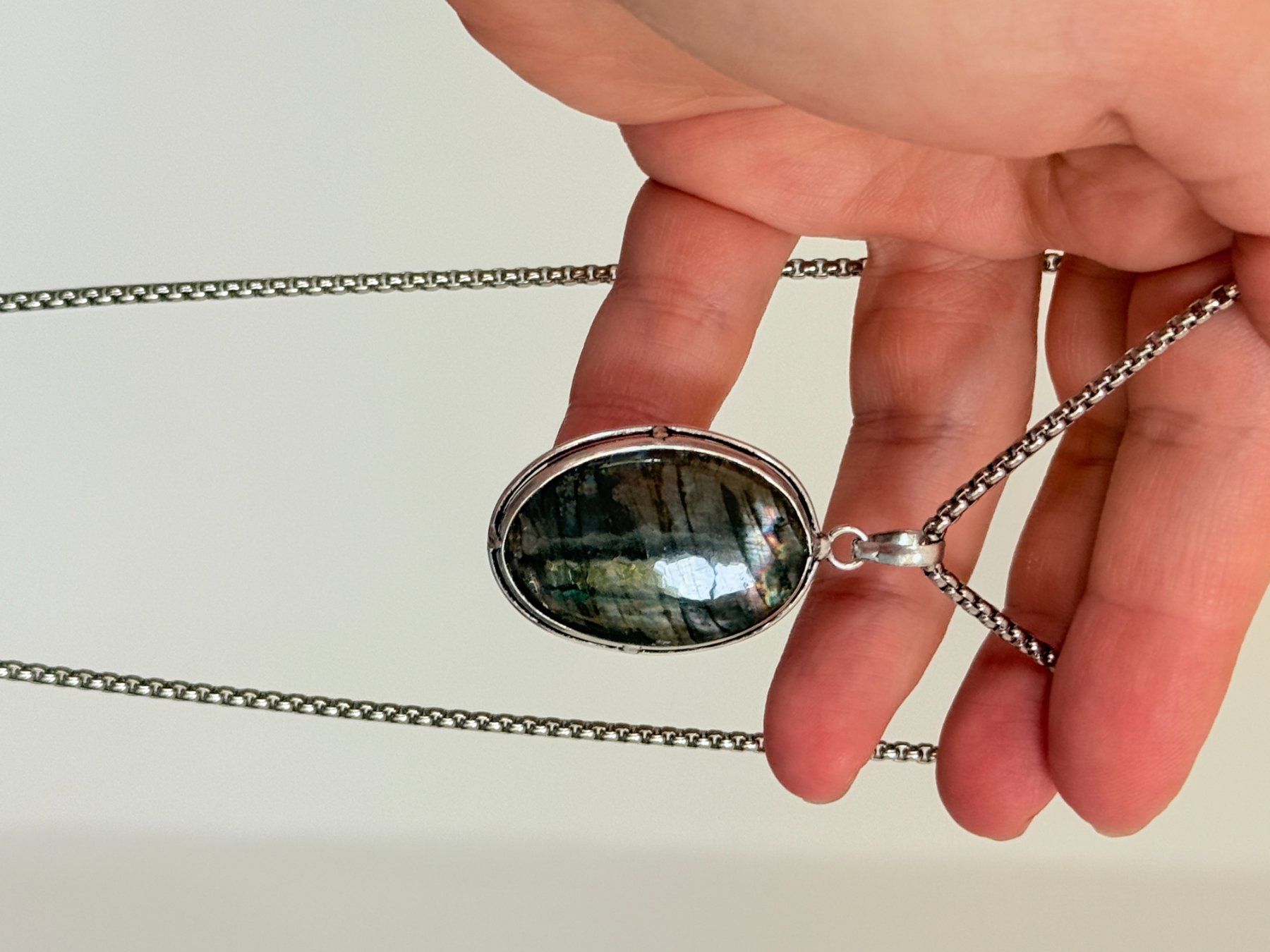 Catenine: Labradorite necklace – Nuovo e nell'imballaggio originale da Genève venduto da AGBERG 1