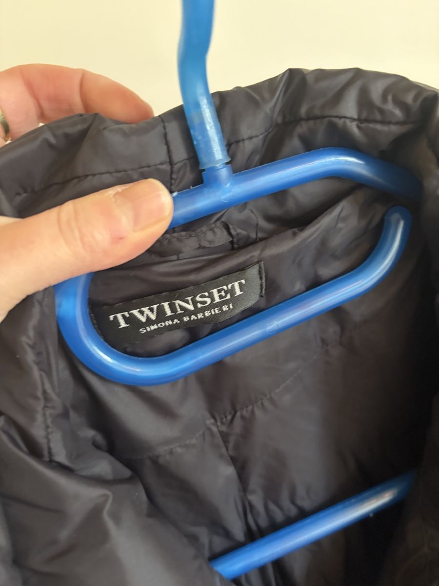 Twinset Giacche: Jacke Twinset – Usato da Basel venduto da Brunner.T 2