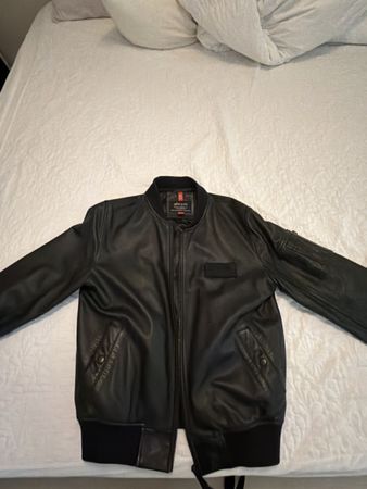 Alpha Industries Lederjacke (Echtleder)