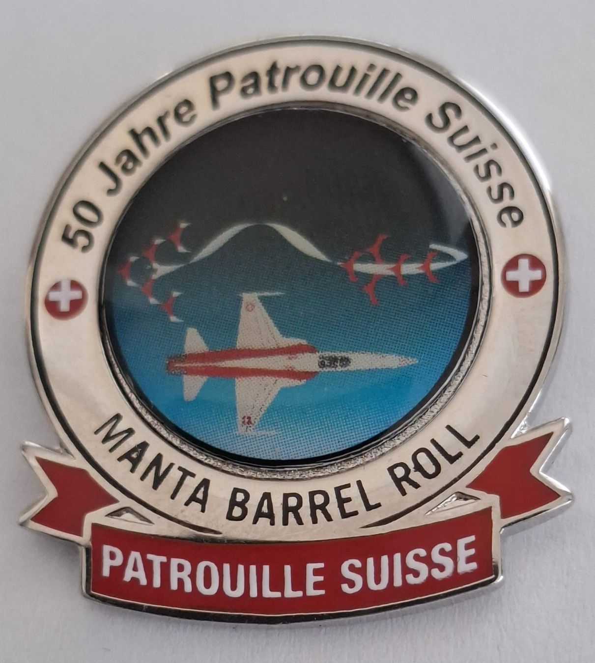 Schweizer Armee Plaketten & Abzeichen: Patrouille Suisse Manta Barrel Roll – Gebraucht aus Hinterkappelen von Schampus
